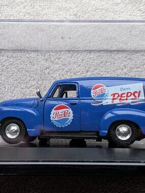 Road Champs 1954 Chevrolet Panel Van Pepsi Delivery Diecast, Vending in Case